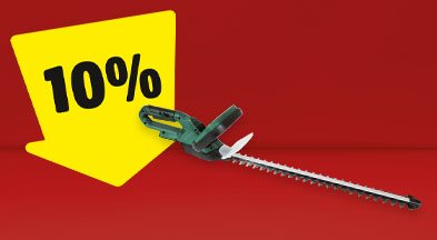 Ein gelber Pfeil mit 10%, der auf eine Akku-Heckenschere gerichtet ist.